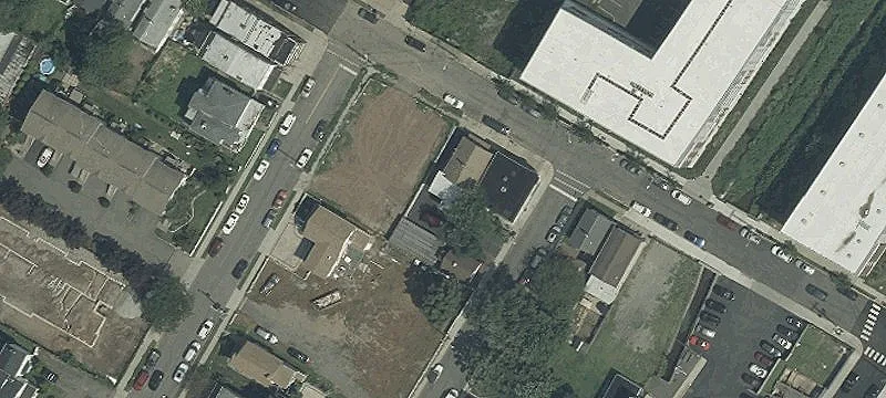 12 Mitchell St