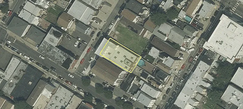 6006 Polk St