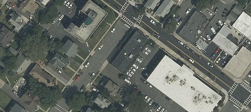 75 Un Ave