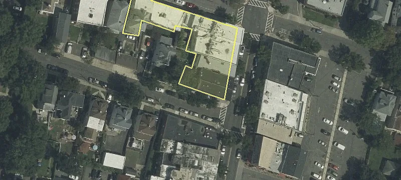 222 Main St