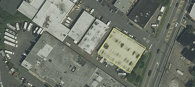 13-15 Industrial Ave
