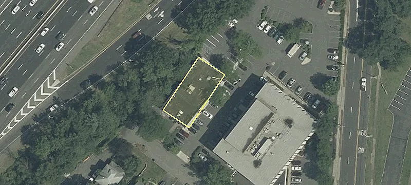 28 Gibson Blvd
