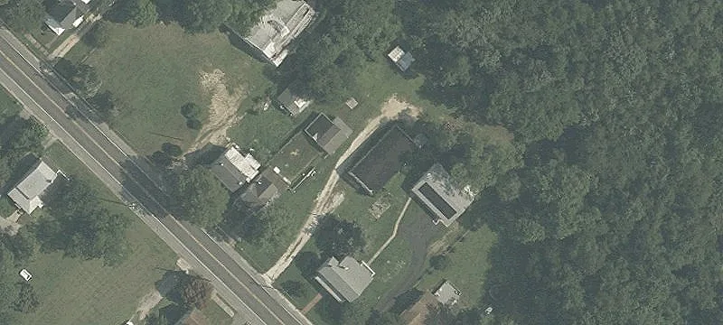 401 Main St