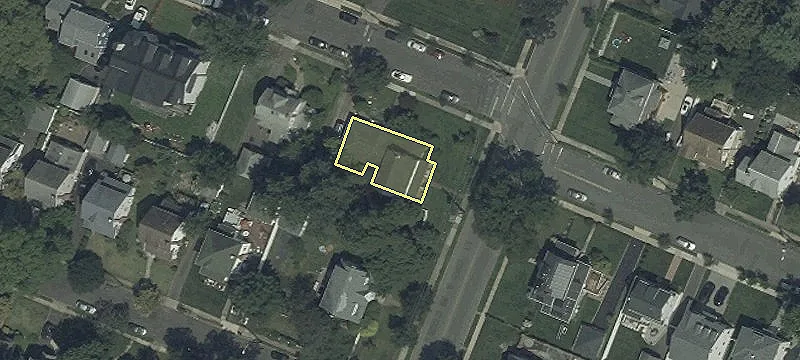 630 Queen Anne Rd