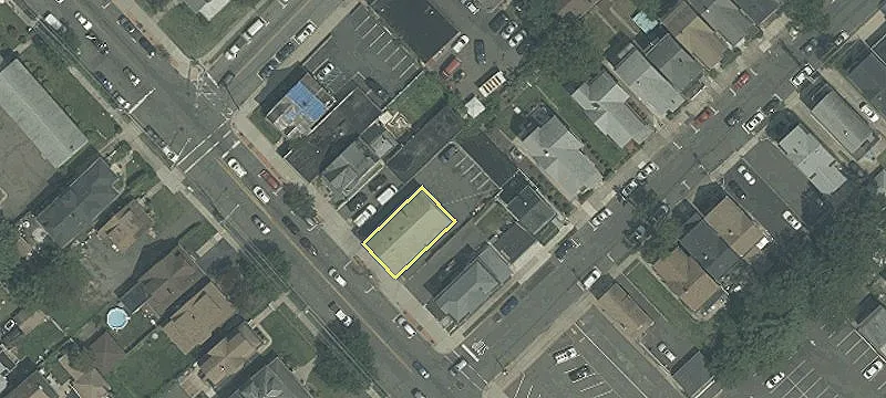 152 Haledon Ave