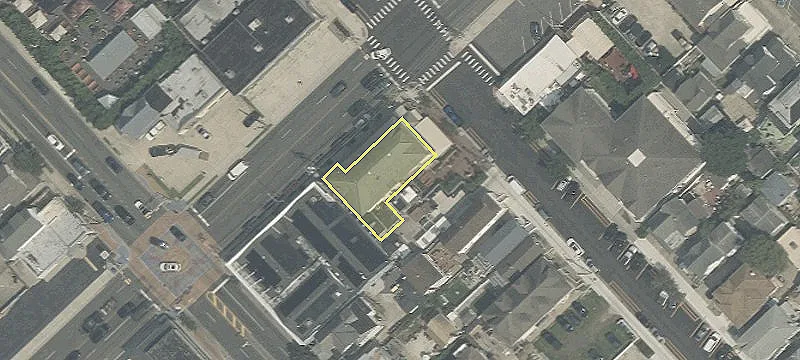 100 Taylor Ave