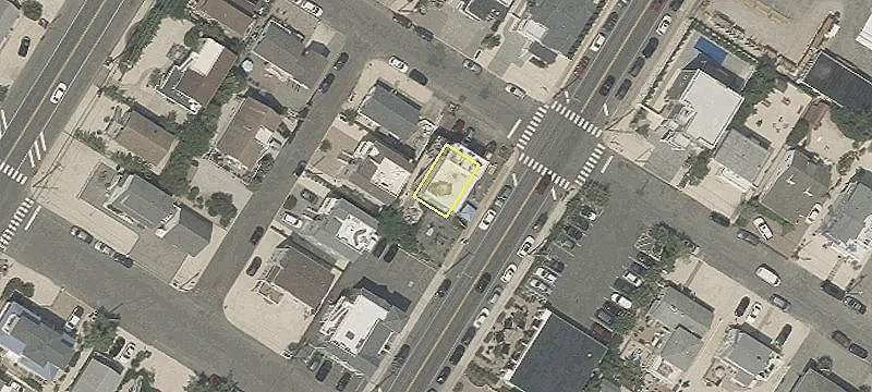 15 Long Bch Blvd