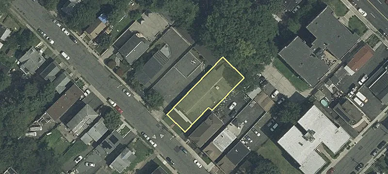 102 Welland Ave, Unit 108