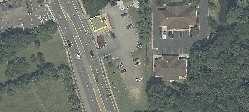 125 Maple Ave