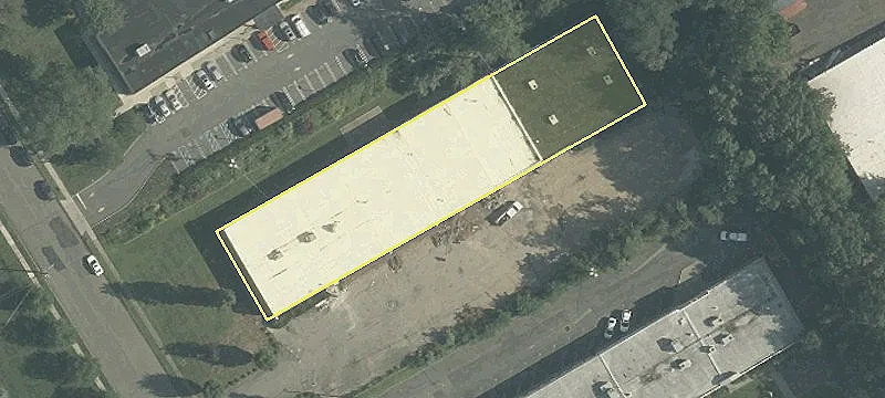 4 Saddle Rd
