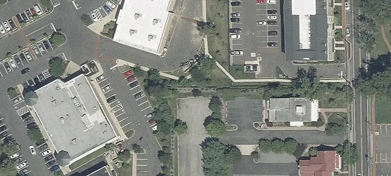 26 Maple Ave