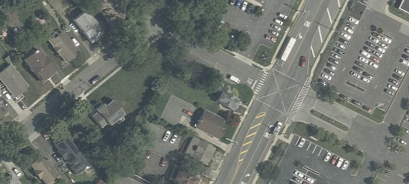123 Laurel Rd
