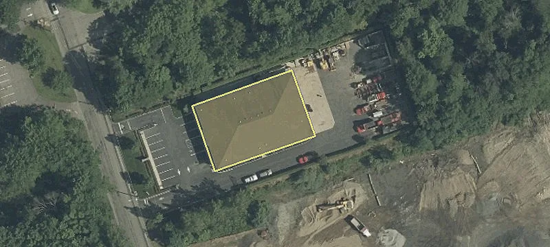 915 Edwards Rd