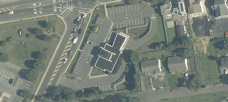 230 Forsgate Dr