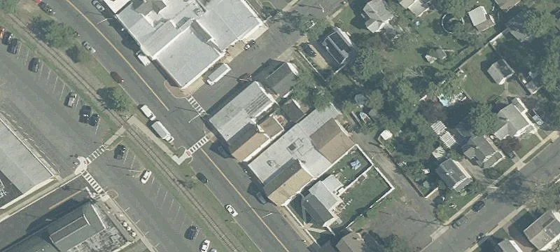 71 Railroad Ave