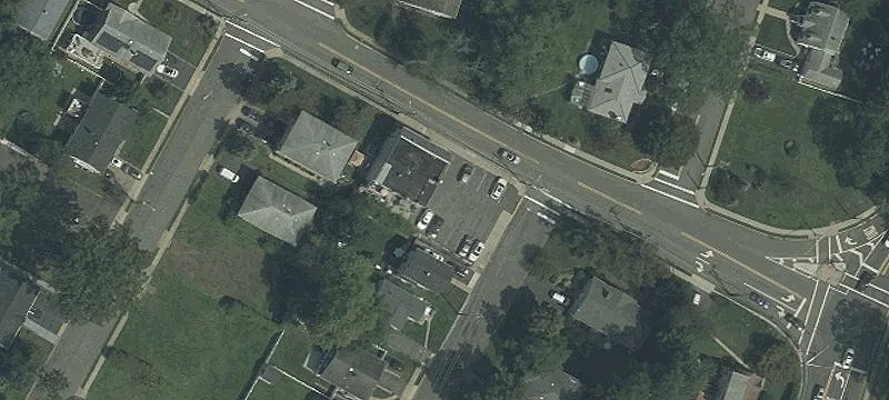 170 Riv Edge Ave