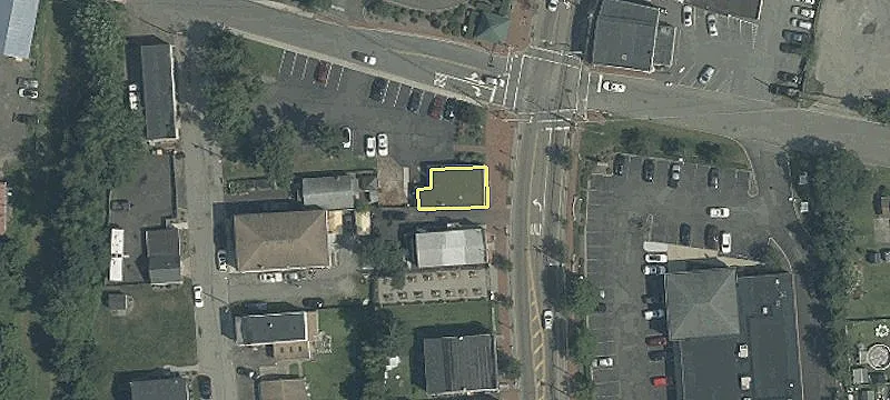 1089 Ringwood Ave