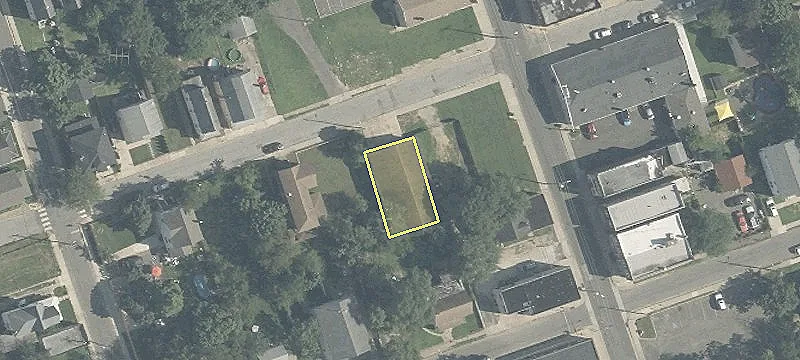 8 Madison St