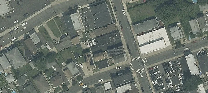 99 Jewell St