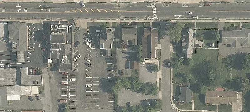 28 Ee Ave