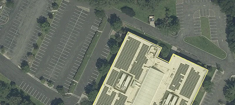 100 Paragon Dr