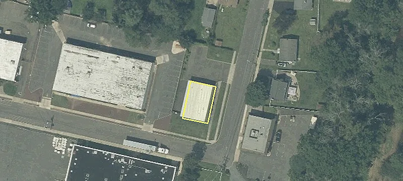 79 4th St