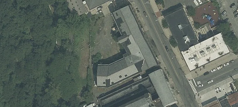 11 Spruce St