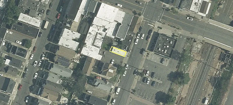 285 Elm St
