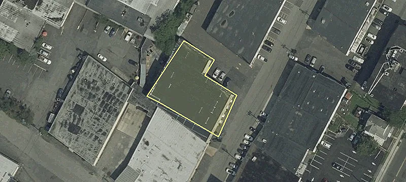 455 Commercial Ave