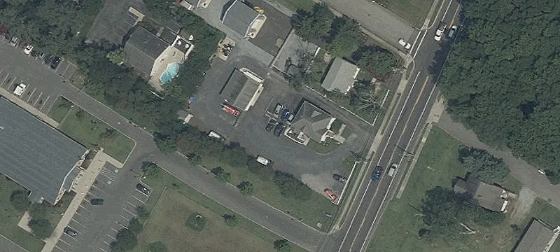 613 Rte 9th S