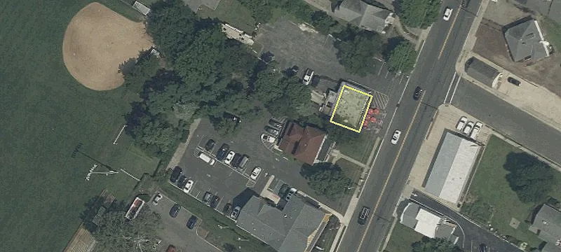 207 Main St