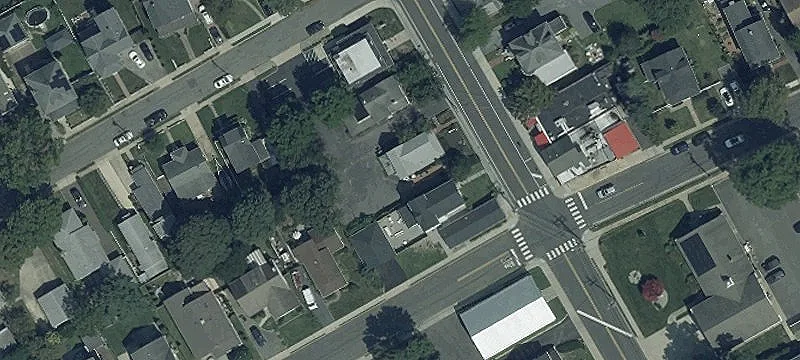 105 Riv Rd