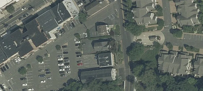 11 Short Hls Ave