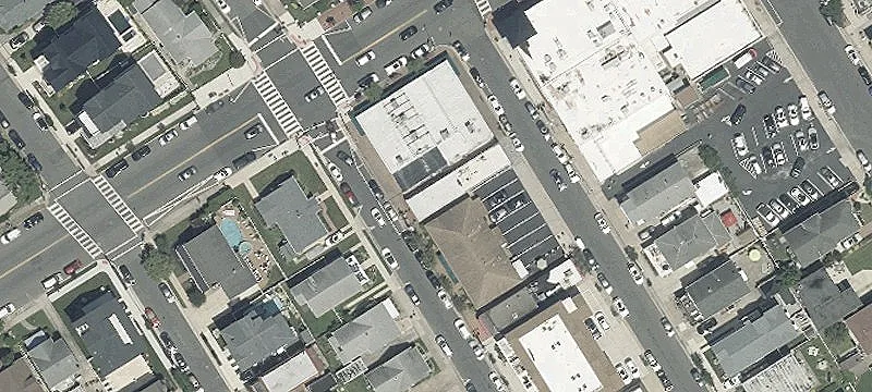 1 Granville Ave