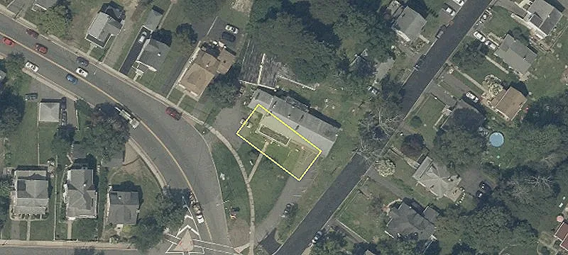 39 Ledgewood Ave