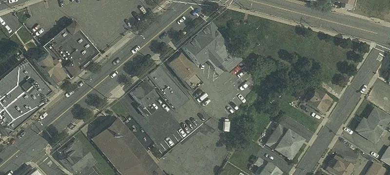 300 Un Blvd