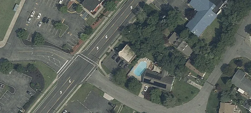 402 Rte 9th N
