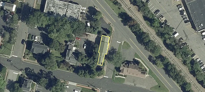 362 Main St