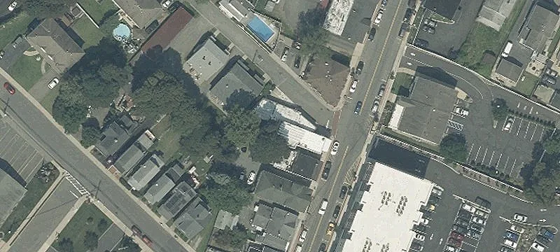 19 Main St