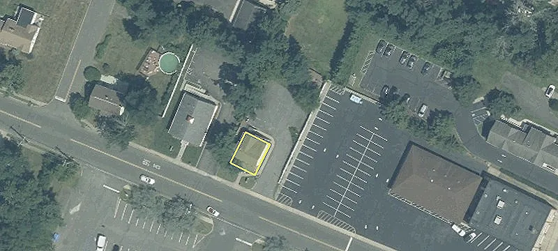 10 School W Rd