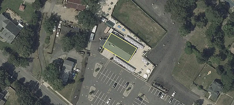 8 Taylor Ln