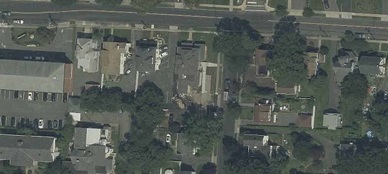 320 Belleville Ave