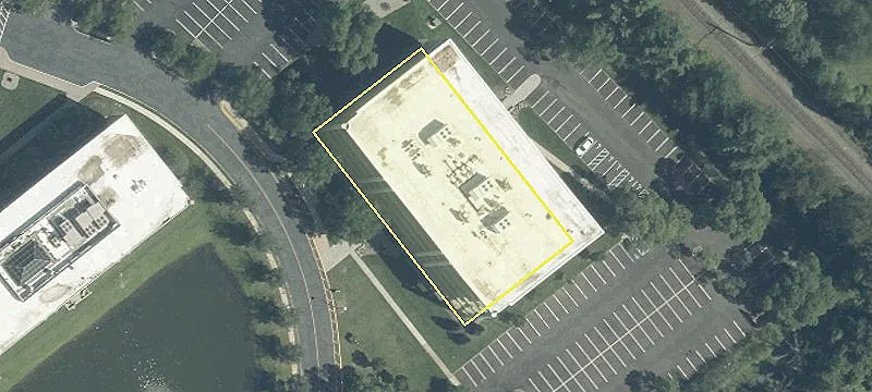 400 Alexander Park
