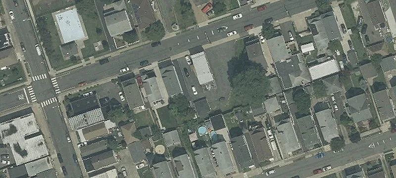 142 Division Ave