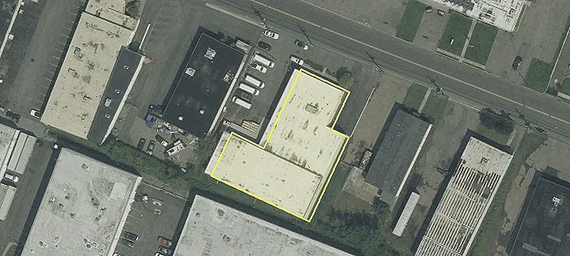 130 Commercial Ave