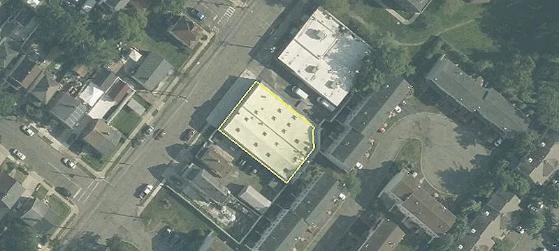 374 Remsen Ave