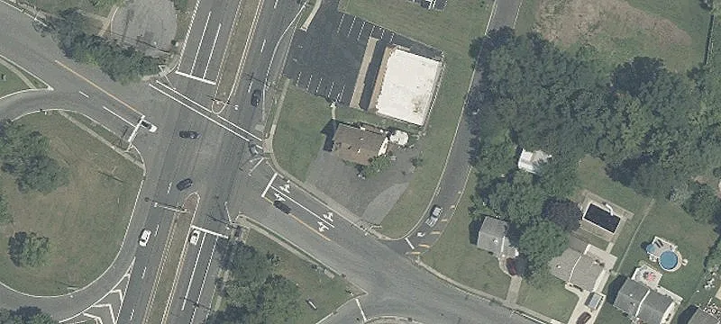 1014 Mantua Pike