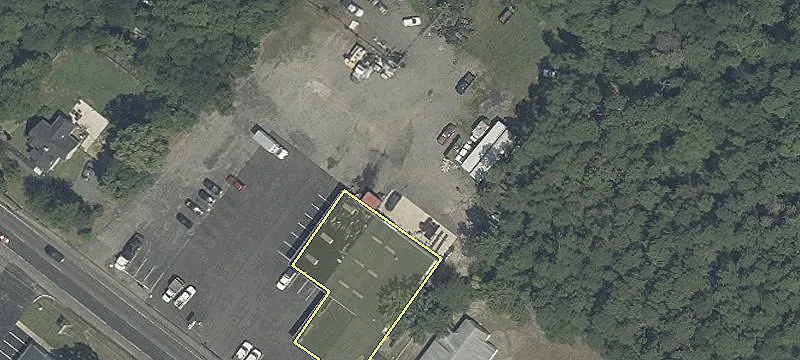399 Lakehurst Rd