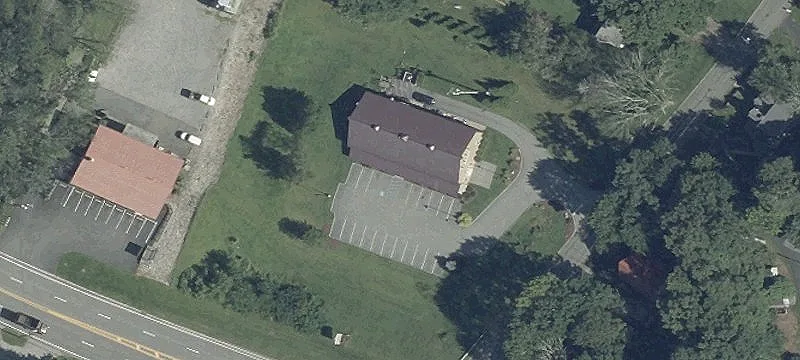 12 Morris Ave