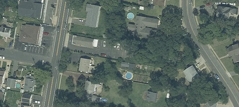 598 Palmer Ave